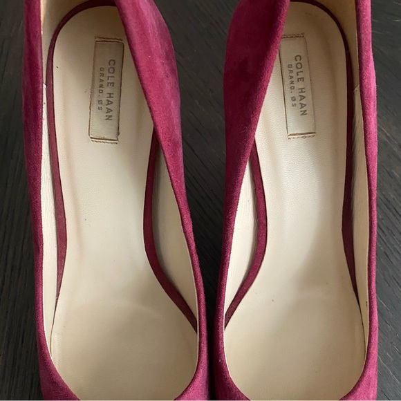 Cole Haan Suede Pumps sz 9.5 - Picture 2 of 8